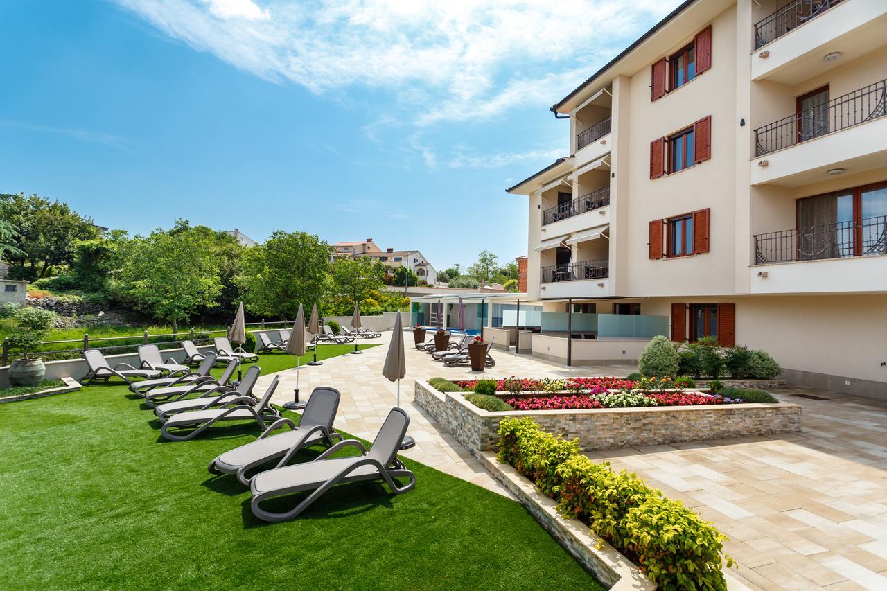 Villa Aria Малинска Экстерьер фото